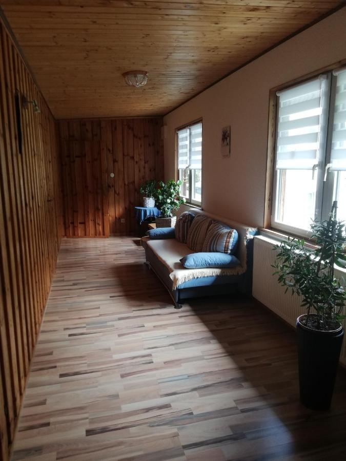 Fewo An Der Klosterruine Paulinzella Mit Kostenfreien Parkplatz Und Wlan Dış mekan fotoğraf